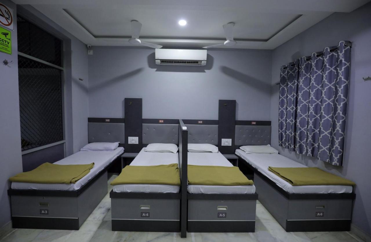 Royal Guest House Bhuj Exterior photo