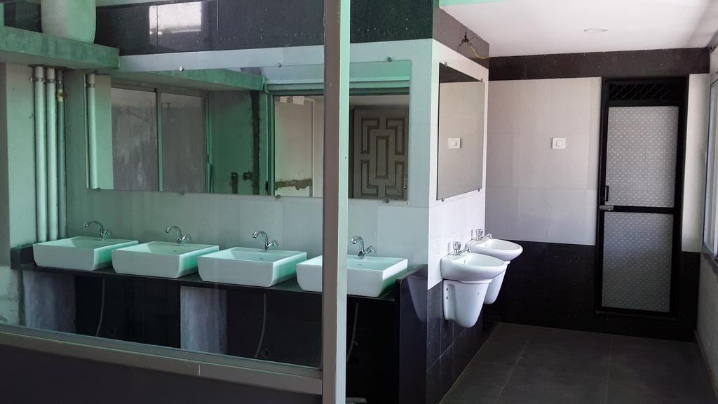 Royal Guest House Bhuj Exterior photo